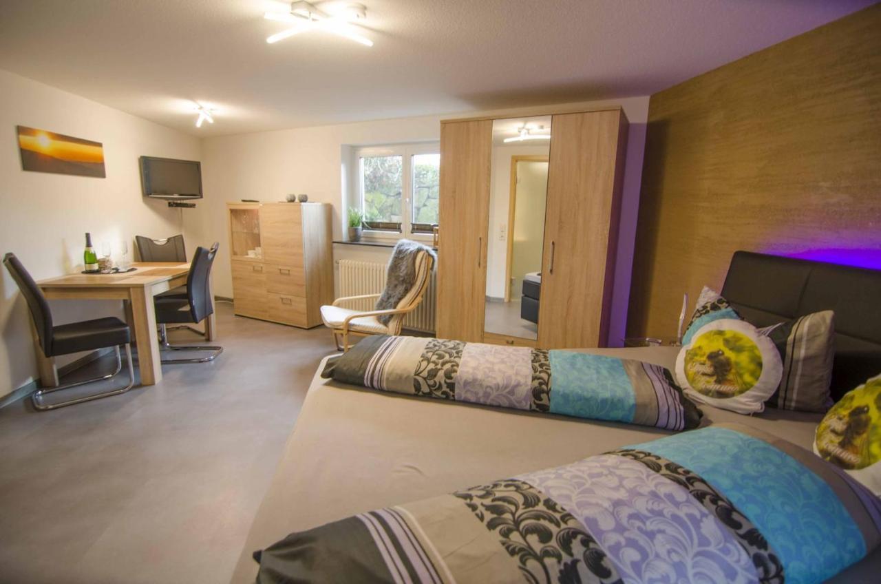 Haus Bienen Bed & Breakfast Ihringen Exterior foto